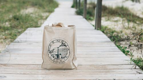 Tote bag